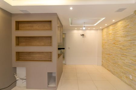 Sala de casa de condomínio à venda com 3 quartos, 117m² em Vila Campo Grande, São Paulo