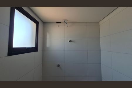 Banheiro de kitnet/studio para alugar com 1 quarto, 20m² em Vila Sao Pedro, Santo André