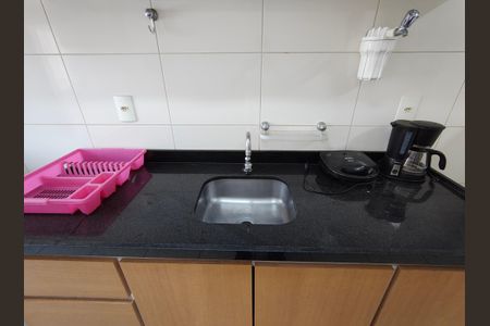 Cozinha de apartamento para alugar com 2 quartos, 69m² em Barra Olímpica, Rio de Janeiro