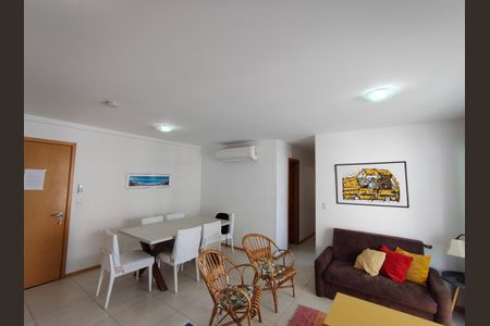 Sala de apartamento para alugar com 2 quartos, 69m² em Barra Olímpica, Rio de Janeiro