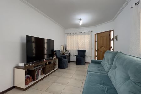 Sala de casa à venda com 4 quartos, 309m² em Jardim Santa Mena, Guarulhos