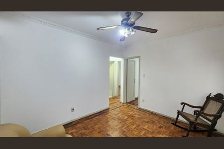 Sala de apartamento para alugar com 2 quartos, 65m² em Marapé, Santos