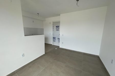 Sala de apartamento para alugar com 2 quartos, 70m² em Chácaras Rio-Petrópolis, Duque de Caxias