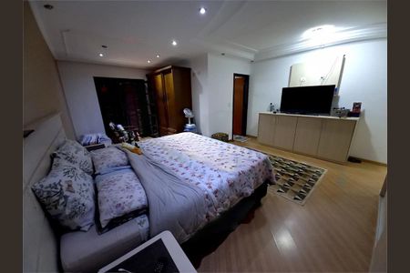 Casa à venda com 4 quartos, 176m² em Vila Pereira Barreto, São Paulo