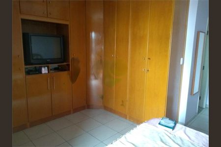 Casa à venda com 3 quartos, 156m² em Parque Sao Luis, São Paulo