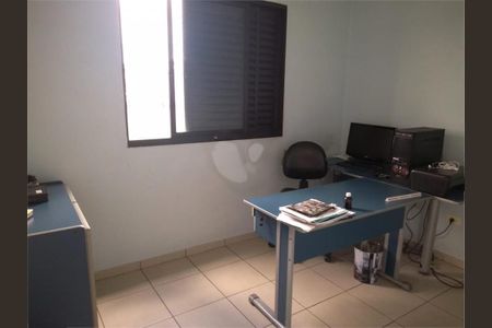 Casa à venda com 3 quartos, 156m² em Parque Sao Luis, São Paulo