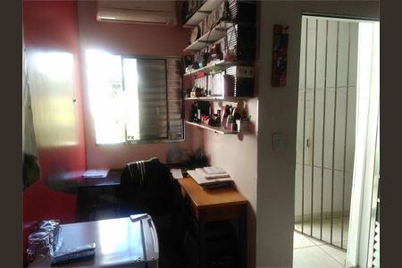 Casa à venda com 7 quartos, 190m² em Vila Pereira Cerca, São Paulo