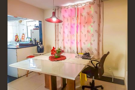 Sala de apartamento à venda com 2 quartos, 91m² em Pilares, Rio de Janeiro