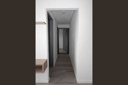 Corredor de apartamento à venda com 2 quartos, 46m² em Jardim Aida, Guarulhos