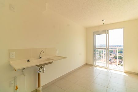 Sala/Cozinha de apartamento à venda com 2 quartos, 34m² em Jardim Itacolomi, São Paulo