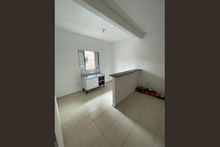 Casa para alugar com 2 quartos, 47m² em Jardim Maria Rosa, Taboão da Serra