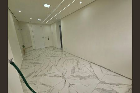 Sala/Cozinha de apartamento à venda com 2 quartos, 37m² em Jardim São Luís, São Paulo