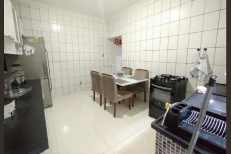 Casa à venda com 3 quartos, 199m² em Jardim Danfer, São Paulo