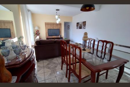 Casa à venda com 3 quartos, 199m² em Jardim Danfer, São Paulo