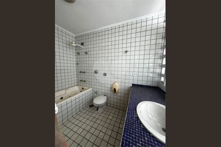 Casa à venda com 4 quartos, 280m² em Vila Andrade, São Paulo