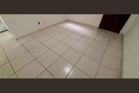 Apartamento à venda com 2 quartos, 45m² em Recanto das Rosas, Osasco