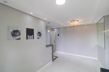 Salas de apartamento à venda com 2 quartos, 57m² em Vila Satúrnia, Campinas