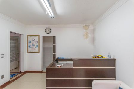 Sala 1 de casa para alugar com 5 quartos, 261m² em Jardim Chapadão, Campinas