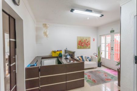 Sala 1 de casa para alugar com 5 quartos, 261m² em Jardim Chapadão, Campinas