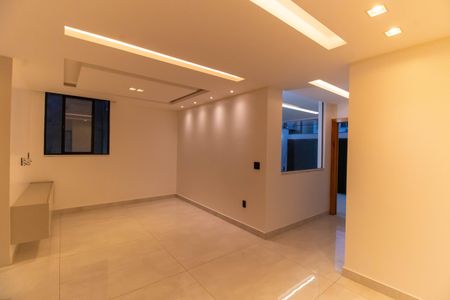 Sala de casa à venda com 3 quartos, 244m² em Barreto, Niterói