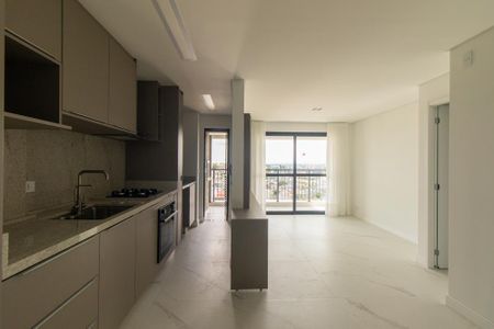 Sala de apartamento para alugar com 3 quartos, 82m² em Atuba, Curitiba
