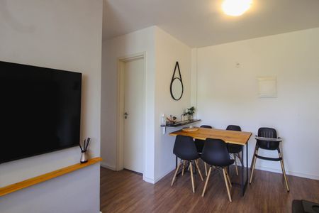 Sala de apartamento para alugar com 2 quartos, 62m² em Parque Assuncao, Taboão da Serra