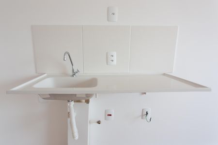 Studio de kitnet/studio para alugar com 1 quarto, 17m² em Itaquera, São Paulo