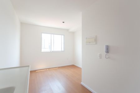 Studio de kitnet/studio para alugar com 1 quarto, 17m² em Itaquera, São Paulo