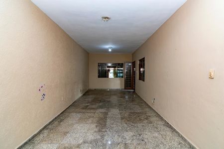 Sala de casa à venda com 3 quartos, 300m² em Nova Suíça, Belo Horizonte