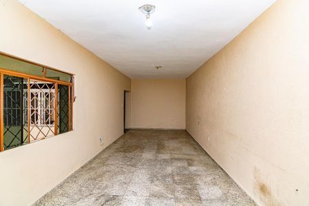 Sala de casa à venda com 3 quartos, 300m² em Nova Suíça, Belo Horizonte