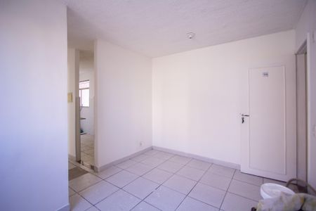 Sala de apartamento para alugar com 2 quartos, 45m² em Nova Cidade, São Gonçalo