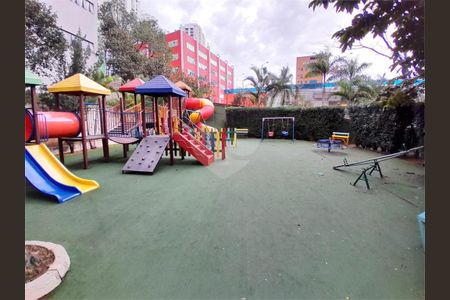 Apartamento à venda com 2 quartos, 68m² em Chácara Agrindus, Taboão da Serra