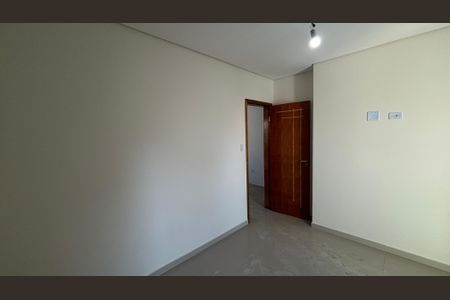 Suite de apartamento para alugar com 3 quartos, 90m² em Vila Mazzei, Santo André