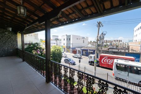 Varanda da Sala 3 de casa para alugar com 5 quartos, 218m² em Eldorado, Contagem