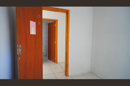 Quarto 2 de apartamento para alugar com 2 quartos, 54m² em Chapéu do Sol, Porto Alegre