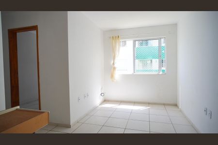 Sala de apartamento para alugar com 2 quartos, 54m² em Chapéu do Sol, Porto Alegre