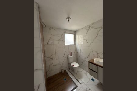 Banheiro Social de apartamento para alugar com 2 quartos, 60m² em Jardim Monte Cristo, Suzano