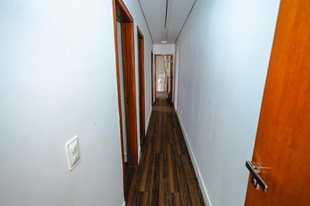 corredor de casa à venda com 3 quartos, 150m² em Copacabana, Belo Horizonte
