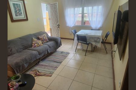 Sala de casa para alugar com 3 quartos, 220m² em Cascadura, Rio de Janeiro