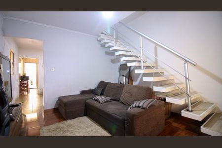 Casa à venda com 3 quartos, 200m² em Vila Nova Utinga, São Paulo