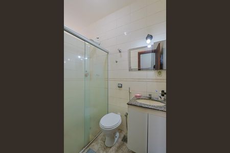 Banheiro de apartamento à venda com 3 quartos, 85m² em Nova Floresta, Belo Horizonte