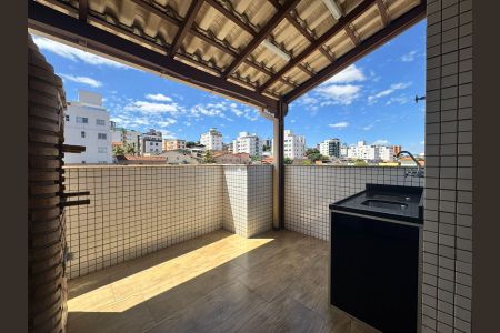 Apartamento à venda com 3 quartos, 180m² em Inconfidentes, Contagem