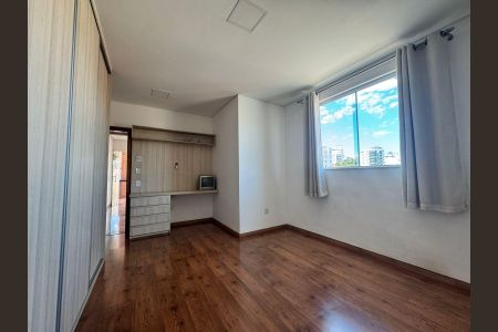 Apartamento à venda com 3 quartos, 180m² em Inconfidentes, Contagem
