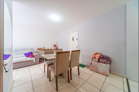 Sala de apartamento para alugar com 2 quartos, 72m² em Jardim Santa Cristina, Santo André
