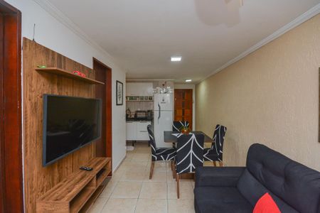 Sala de apartamento para alugar com 2 quartos, 55m² em Jardim Lallo, São Paulo