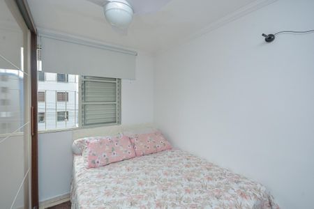 Quarto 2 de apartamento para alugar com 2 quartos, 55m² em Jardim Lallo, São Paulo