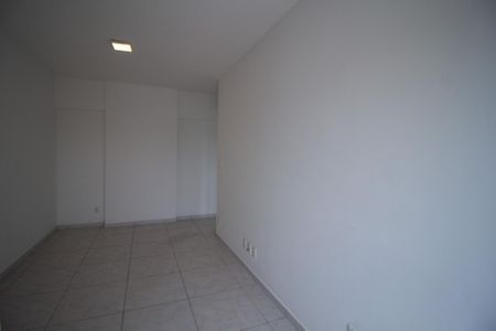Sala de apartamento para alugar com 2 quartos, 91m² em Jardim Santa Lucinda, Sorocaba