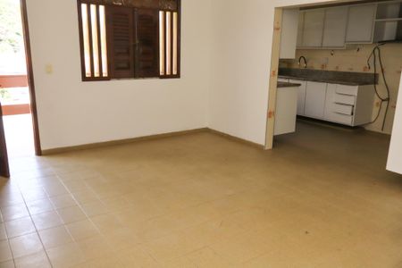 Sala 2 de casa para alugar com 8 quartos, 782m² em Caminho das Árvores, Salvador