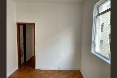 Apartamento à venda com 2 quartos, 70m² em Carmo, Belo Horizonte