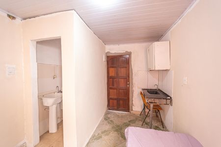 Sala/Cozinha e Área de Serviço de casa para alugar com 1 quarto, 40m² em Parque Boturussu, São Paulo